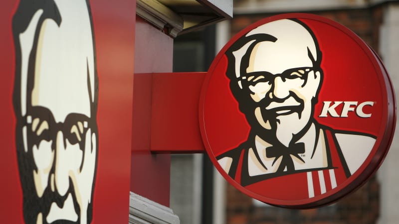 Další průšvih KFC: Inspekce odhalila rizikové rozmrazování masa