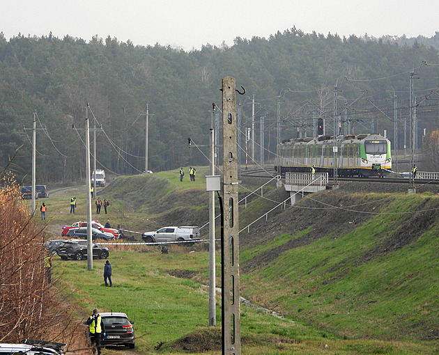 Je to předválečný stav, hrozila katastrofa, říkají Poláci o sabotáži na železnici