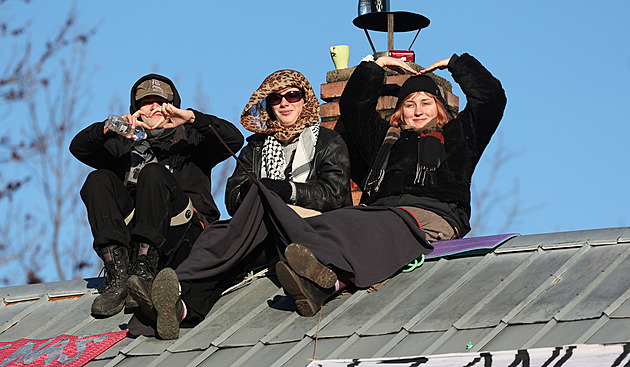 Poslední uvolněný domek v Bedřišce zatím stále stojí, prioritu má úklid