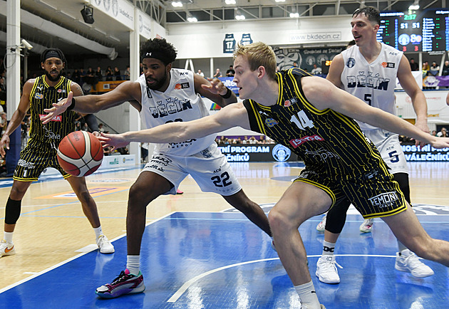 Gesto Děčína: Bryana nechce, přesto hraje. Posily bere do 2,5 tisíce dolarů