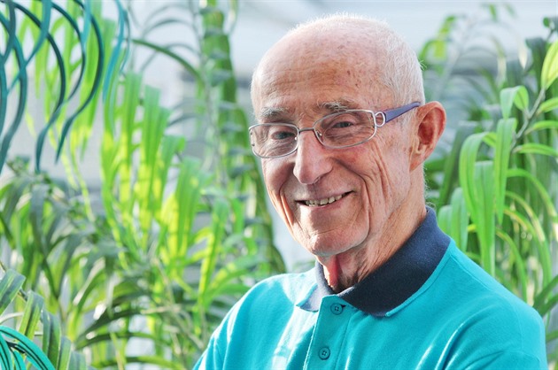 Zemřel lékař Jindřich Korbelář, na záchrance sloužil ještě v osmdesáti