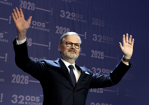 Bylo to dvanáct úspěšných let, loučil se Fiala. Neutká se o Hrad, podpořil Pavla