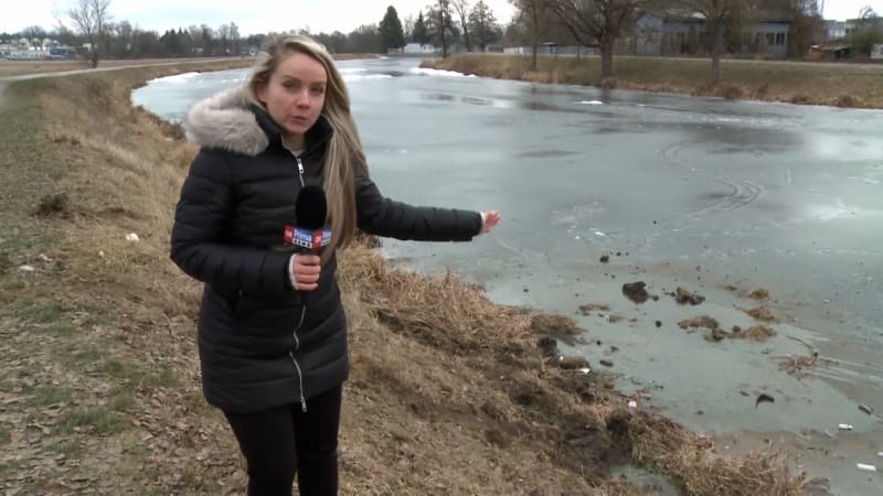 Tragédie u Vltavy mohla mít větší rozměry. Policisté měli podle záchranářů velké štěstí