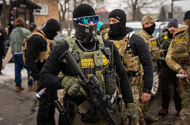 Agenti ICE v Minneapolisu zatkli pětiletého chlapce. Skončil v detenčním táboře