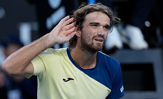 Soupeřovo zranění? Spadnul, ale pak běhal, líčil Macháč. Bude fandit Ledecké