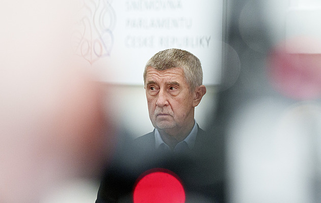 Mimořádný summit EU bude jednat o Grónsku. Babiš nejprve jedná s Tuskem