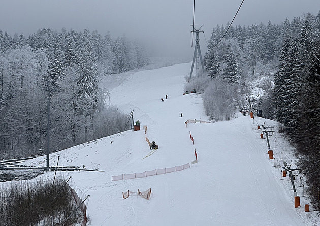 Výjimečná příležitost pro lyžaře. Otevírá se legendární sjezdovka Pod lany