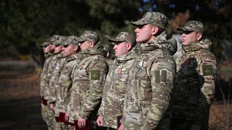 Masakr na Ukrajině. Rusko ztratilo nejvíce vojáků od roku 1945 a nezískalo nic, uvádí analýza