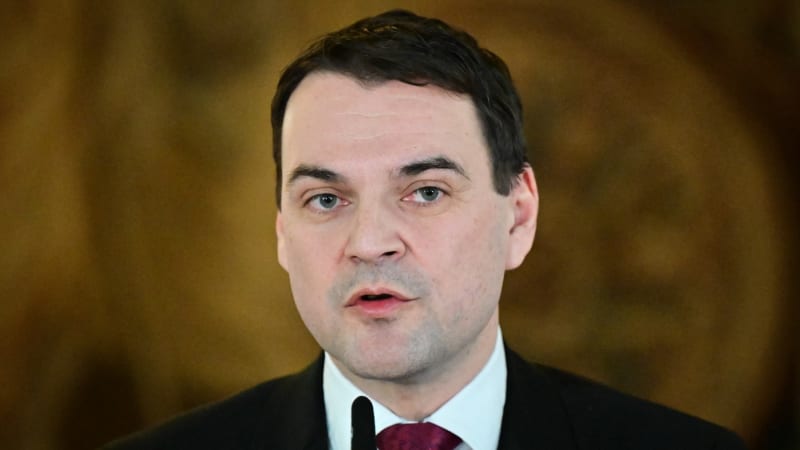 Macinka bere zpátečku: S Pavlem můžeme jednat. Se šéfem NATO mluvil o SPD