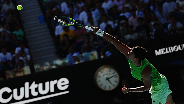 Australian Open ONLINE: Boj o titul i zápis do historie. Zvítězí Alcaraz, nebo Djokovič?