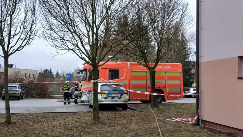 Poplach v Budějovicích: Pyrotechnik zasahoval u podezřelého zavazadla. Šlo o psací stroj