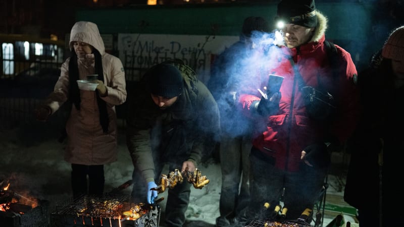 Čeští zbrojaři přispěli miliony na generátory pro Ukrajinu. Iniciativu protlačila DSS