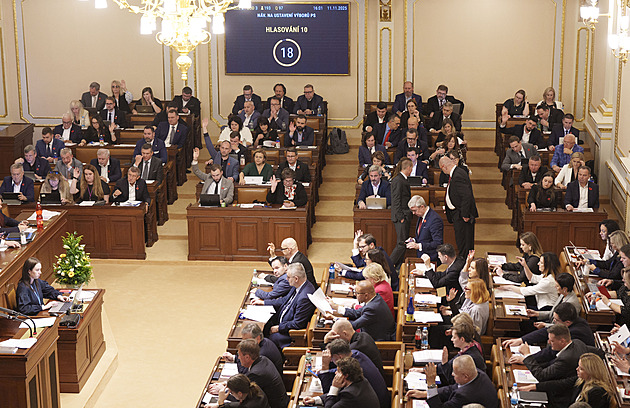 Poslanci mají začít schvalovat návrh, který by omezil zdržování řečněním