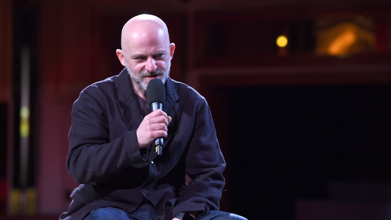 Motoristé mi vyhrožují, řekl Čermák a zmínil slova Macinky. Ten se bránil, herec vše upřesnil