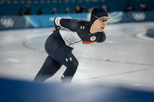 Jílek byl v závodě na 1500 metrů až šestnáctý, padly čtyři olympijské rekordy