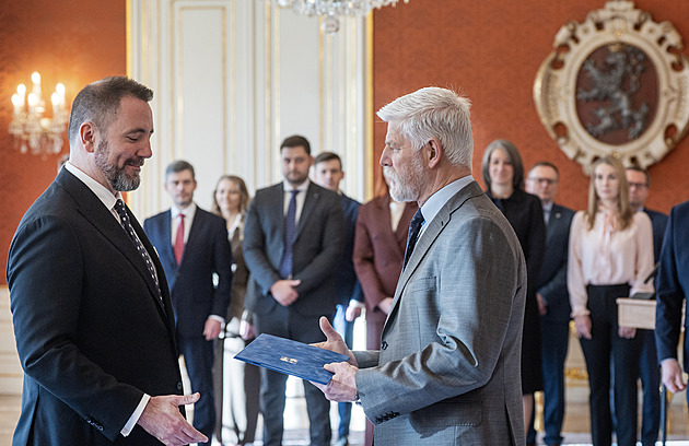 Pavel jmenoval Červeného ministrem životního prostředí, vláda je kompletní