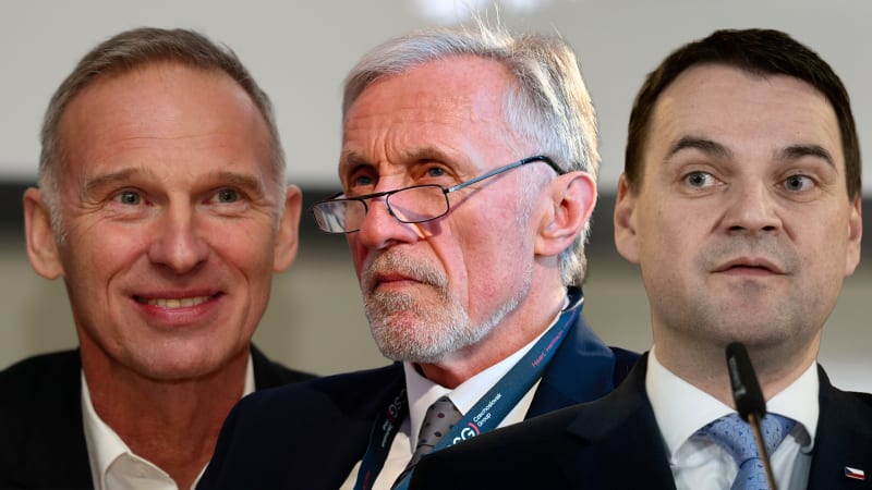 Připodělaný slaboch, tepe Macinku za proslov Hašek. Ale no tak, Hašane, hájí ministra Topolánek