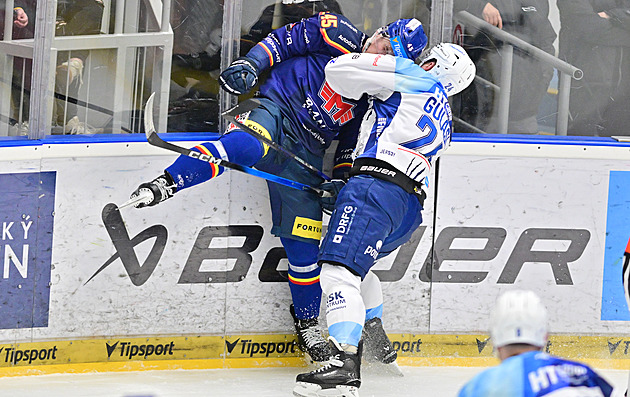 ONLINE: Sparta otevřela v Kladně skóre, Kometa vede v Budějovicích o dvě branky