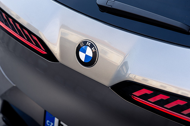 První české kilometry nejdůležitějšího BMW. Bateriová iX3 je nová úplně ve všem