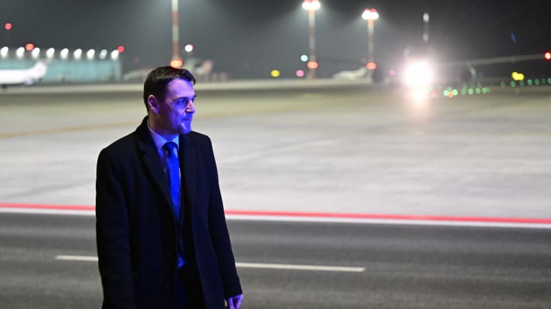 Macinka hájí Szijjárta kvůli možnému kontaktu s Rusy. S Havlíčkem jedou do Maďarska