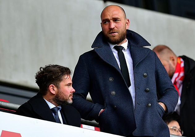 V potížích je také Latka. Uplácel sudího v boji o záchranu? Obvinění odmítám, tvrdí