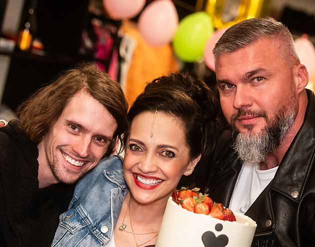 Nechala jsem na sobě i dříví štípat, to skončilo, říká Lucie Bílá