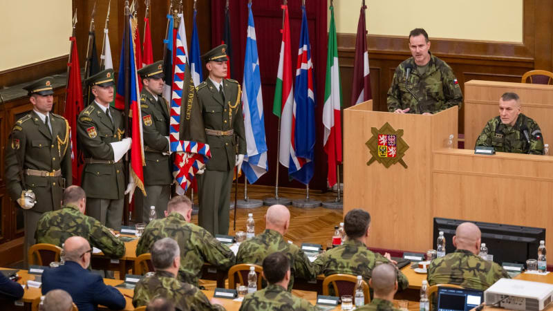 Spor štábu a obrany? Rozhovor s Pavlem jsme předali, už nás s tím nespojujte, reaguje armáda