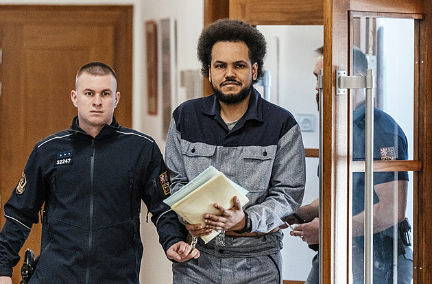 Pokračuje soud s exposlancem Ferim. Bez souhlasu si sundal kondom, tvrdí obžaloba