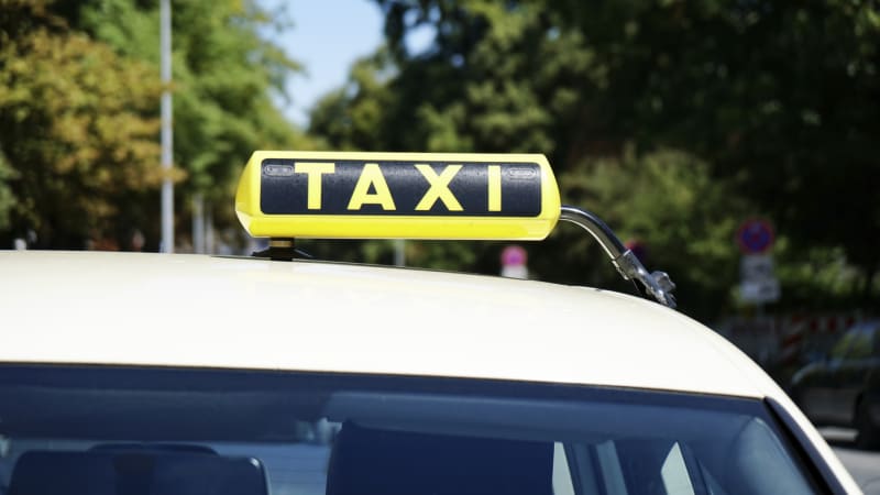 Brutální únos 18letého mladíka z Hodonínska: Zbili ho, omámili a okradli. Trojice je ve vazbě