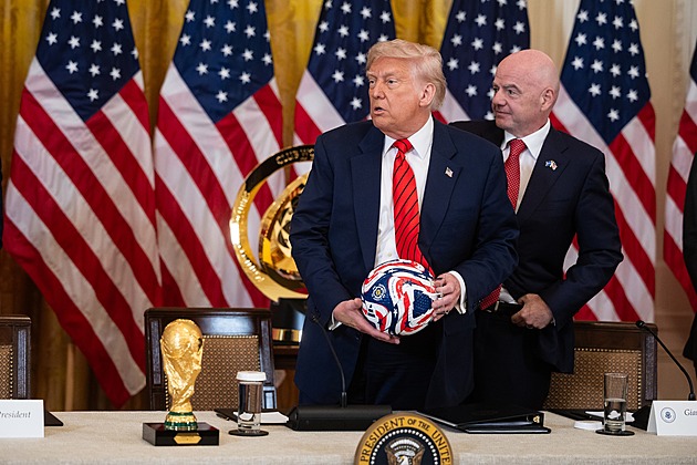 Trumpův zmocněnec lobbuje u FIFA: Írán nahraďte na mistrovství světa Itálií