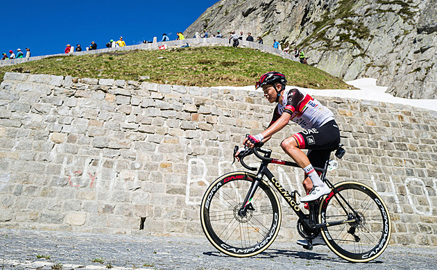 Pogačarův bývalý parťák Muñoz zemřel, po pádu ho přemohla agresivní infekce