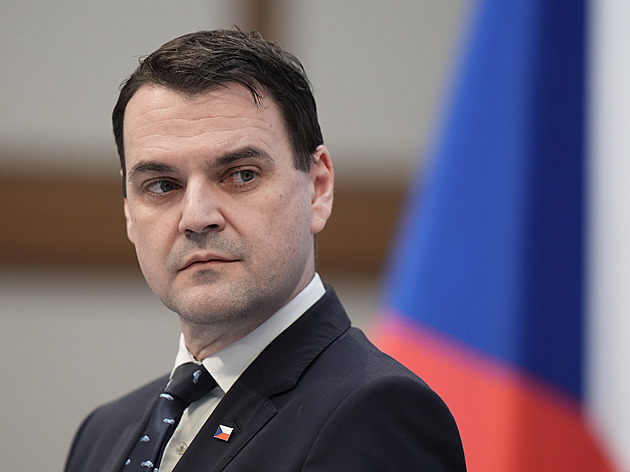 Přišel trest za Tchaj-wan, Čína udeřila na české firmy. Macinka chce vysvětlení