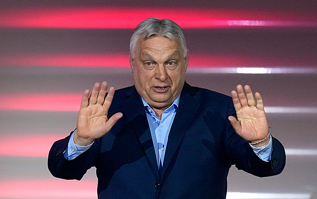 Orbán se vzdá svého křesla v parlamentu. Jsem potřeba jinde, vysvětlil