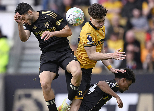 ONLINE: West Ham bojuje o záchranu, Wolverhampton uhrál remízu