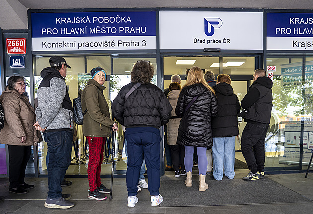 Superdávka začne platit až v srpnu. Kdo na ni má nárok a jak o ni požádat