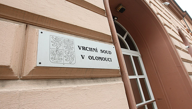 Kárný senát projednává pochybení žalobce v kauze bitcoinů darovaných státu