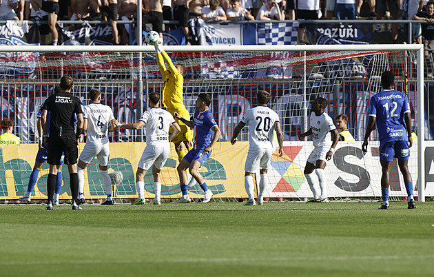 ONLINE: Artis - Slovácko 1:0, úvodní zápas baráže o udržení v lize, trefil se Jeřábek