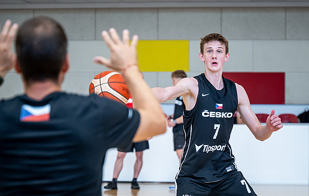 Náctiletý talent Houška maká s dospěláky: Musím být rychlejší, přesnější a preciznější